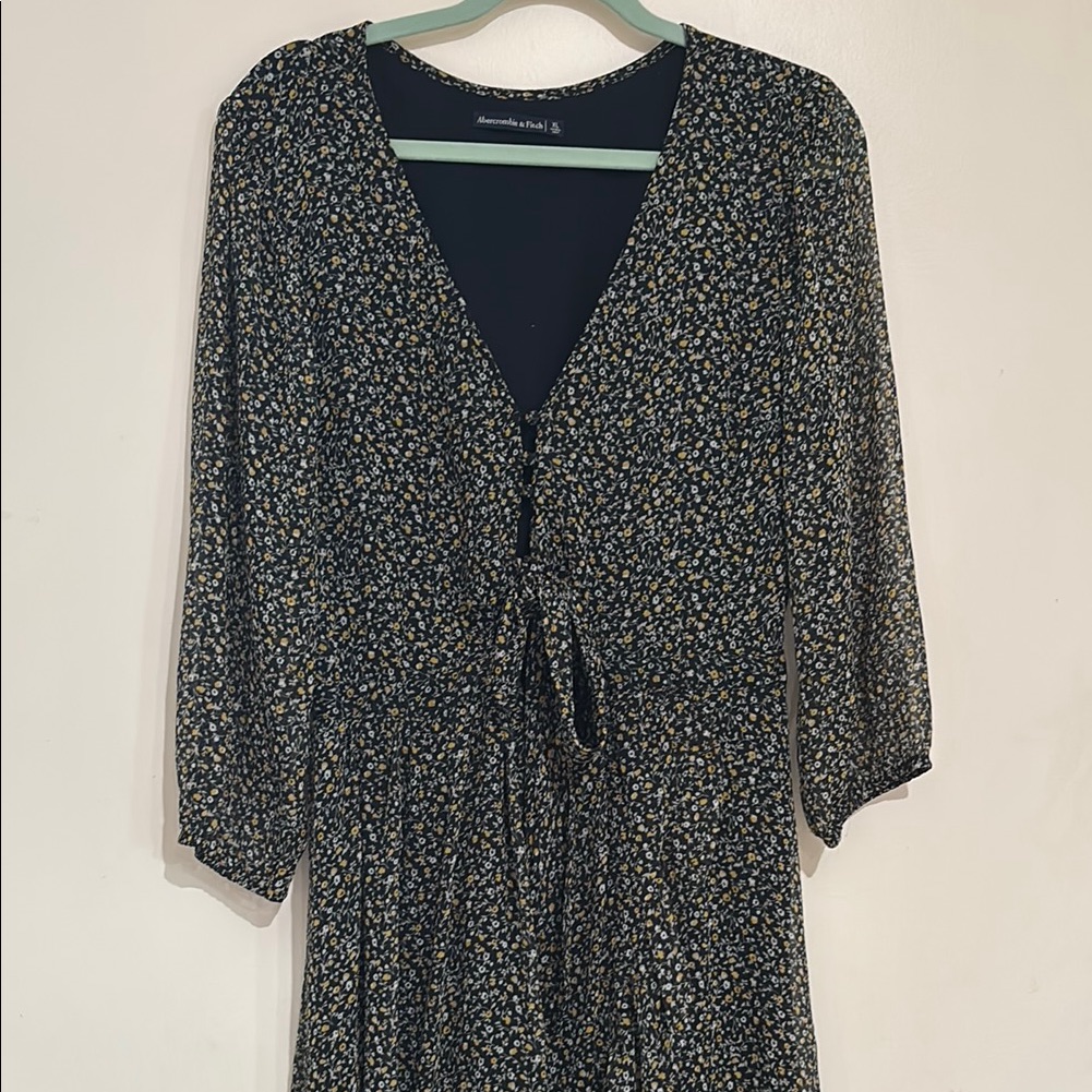 Abercrombie & Fitch Black And Tan Wrap Sundress V-Neck